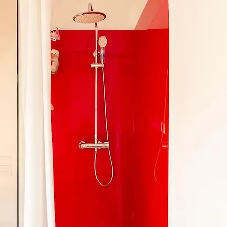 Luxurioeses Penthouse Mit Dachterrasse & Massagesessel Em-apartments Deutschland Bielefeld