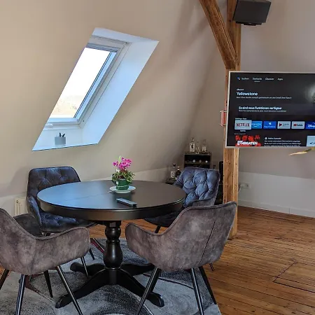 Luxurioeses Penthouse Mit Dachterrasse & Massagesessel Em-apartments Deutschland Bielefeld