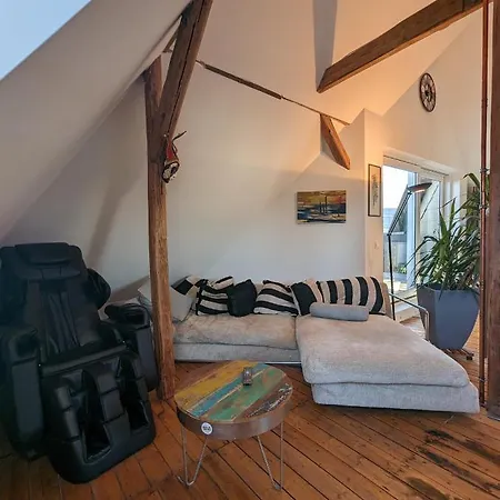 Luxurioeses Penthouse Mit Dachterrasse & Massagesessel Em-apartments Deutschland