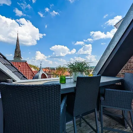 Luxurioeses Penthouse Mit Dachterrasse & Massagesessel Em-apartments Deutschland *