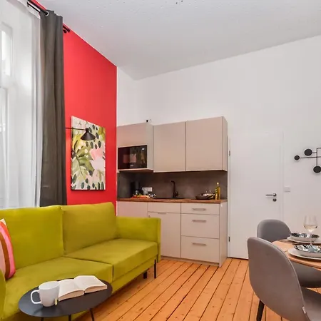 Stylisches Altbau-loft Nahe Hbf Mit Outdoor-oase Appartement *