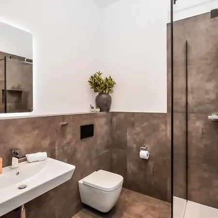 Appartement Stylisches Altbau-loft Nahe Hbf Mit Outdoor-oase