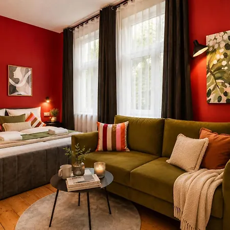 Nuju - 6-apartments - 26 Gaeste - Garten 比勒费尔德