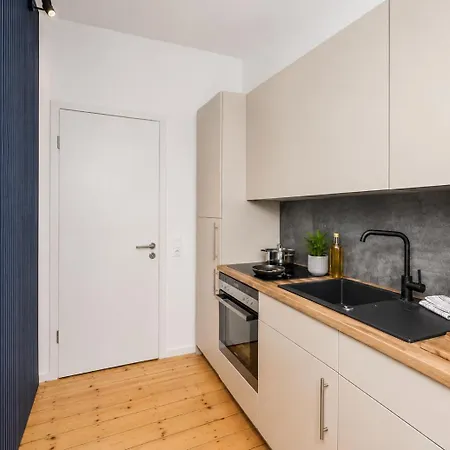 Apartamento Nuju - 6-apartments - 26 Gaeste - Garten *