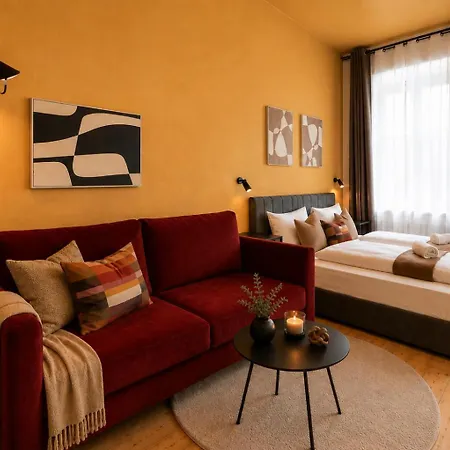 公寓 Nuju - 6-apartments - 26 Gaeste - Garten 比勒费尔德