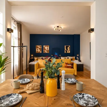 公寓 Nuju - 6-apartments - 26 Gaeste - Garten 比勒费尔德