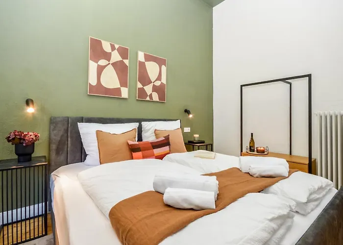 Stylisches Altbau-loft Nahe Hbf Mit Outdoor-oase *