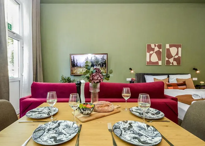 Stylisches Altbau-loft Nahe Hbf Mit Outdoor-oase Apartment *