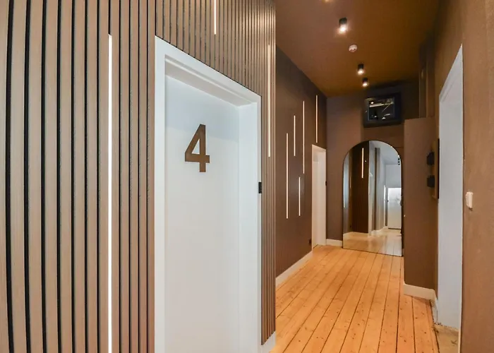 Stylisches Altbau-loft Nahe Hbf Mit Outdoor-oase - Nuju