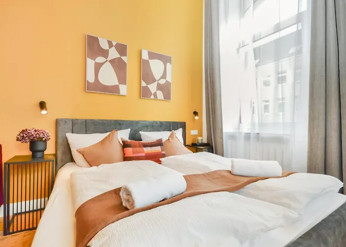 Appartement Stylisches Altbau-loft Nahe Hbf Mit Outdoor-oase - Nuju *