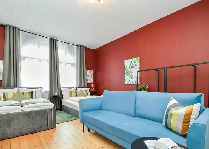 Stylisches Altbau-loft Nahe Hbf Mit Outdoor-oase - Nuju Appartement