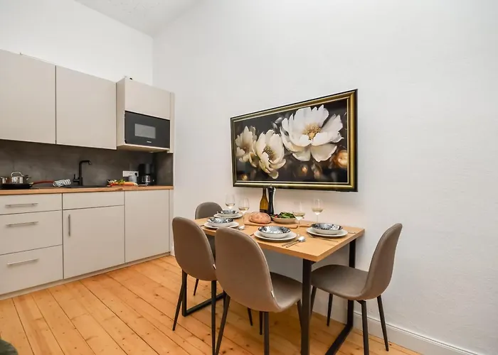 Stylisches Altbau-loft Nahe Hbf Mit Outdoor-oase Bielefeld