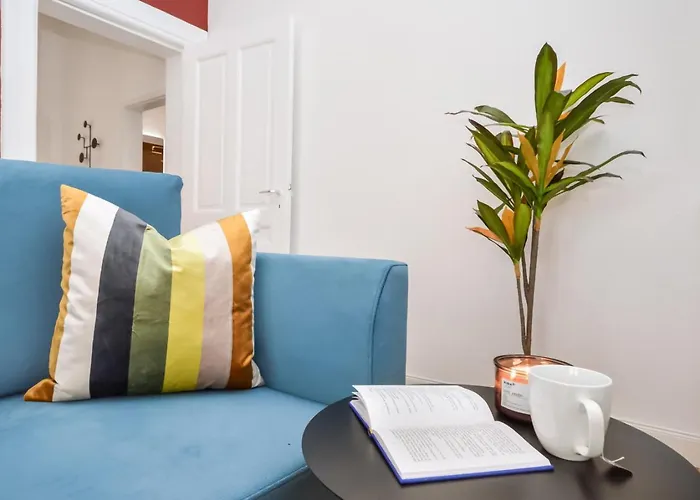 Appartement Stylisches Altbau-loft Nahe Hbf Mit Outdoor-oase - Nuju *